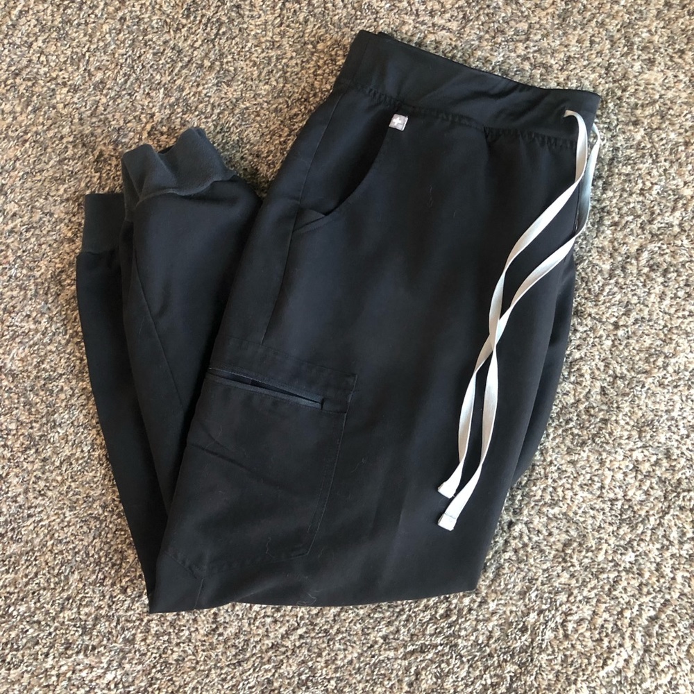 Women’s Figs Zamora Joggers